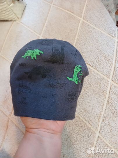 Шапка осенняя весенняя 2 года