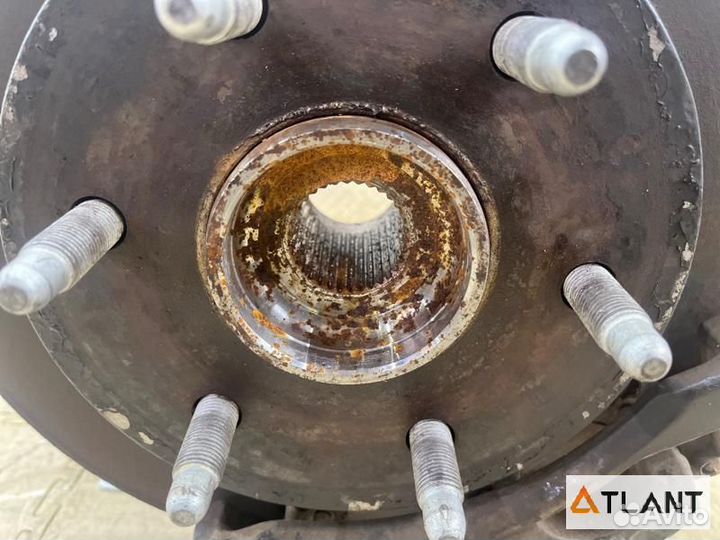 Ступица передняя правая chevrolet tahoe