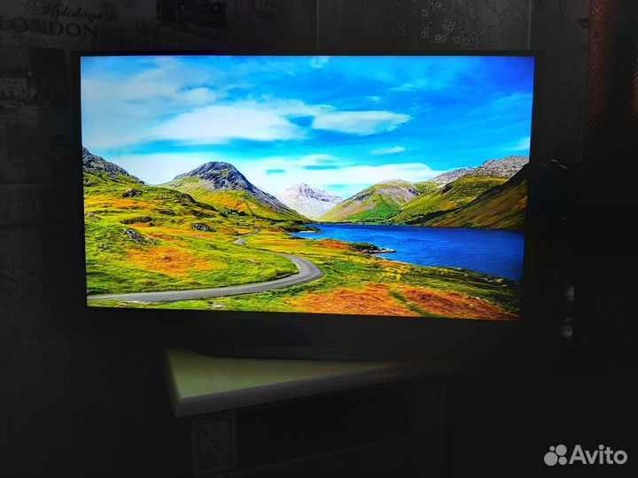 Продам SMART телевизор LG 42LB677V