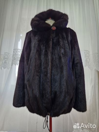 Р.56 Норка автоледи с капюшоном темно-коричневая