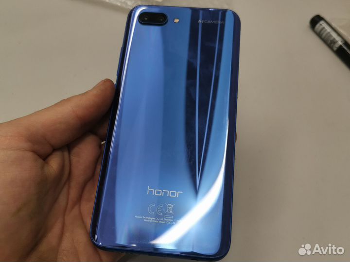 HONOR 10, 4/64 ГБ