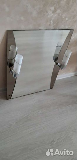 Зеркало для ванной и светильники