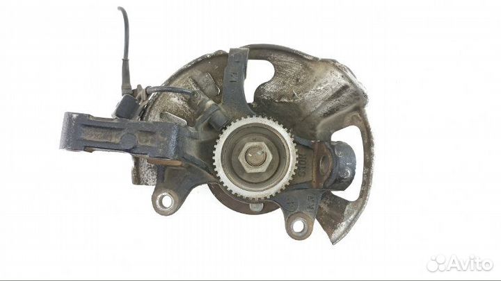 Ступица передняя левая Mazda Bongo Friendee sglw