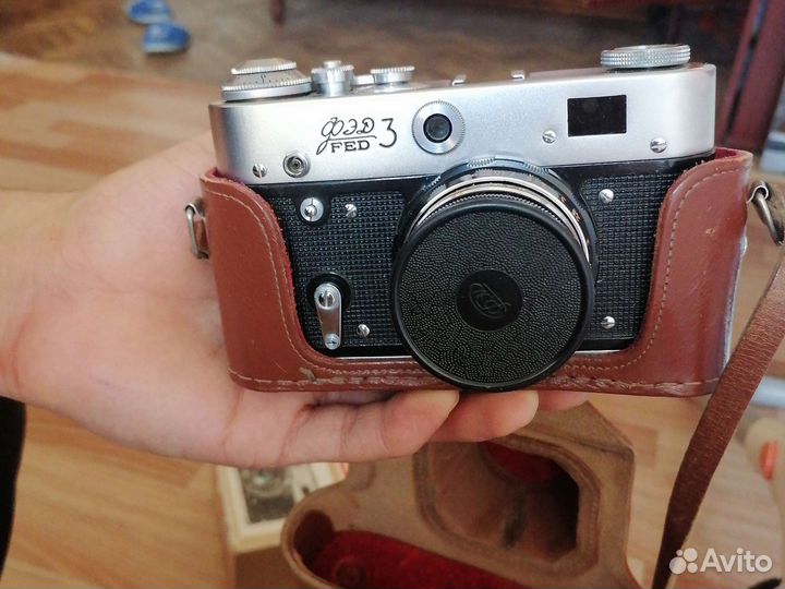 Пленочный фотоаппарат