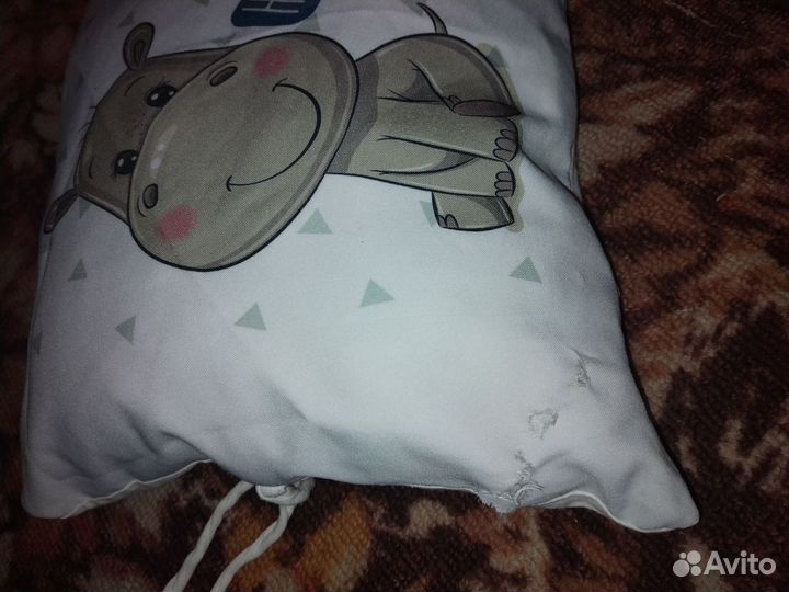 Бортики в кроватку