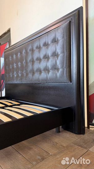 Кровать двухстпальная Италия