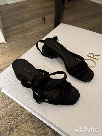 Туфли женские 37