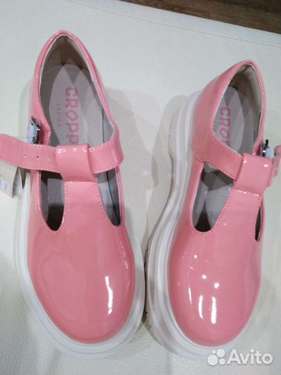 Сандалии новые cropp