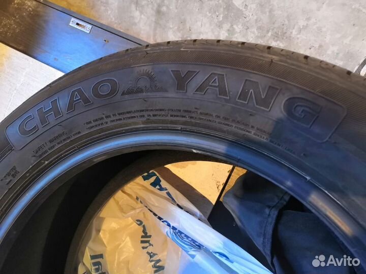 ChaoYang SU318A 215/60 R17