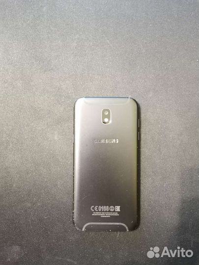 Смартфон Samsung Galaxy J5 2017