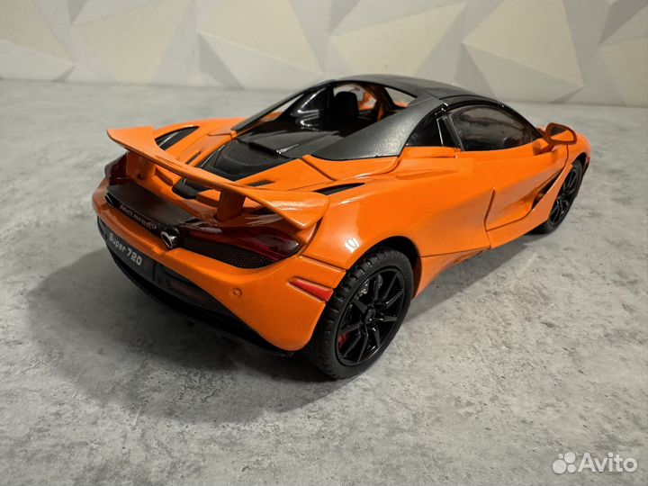 Металлическая машинка McLaren 720s кабриолет А