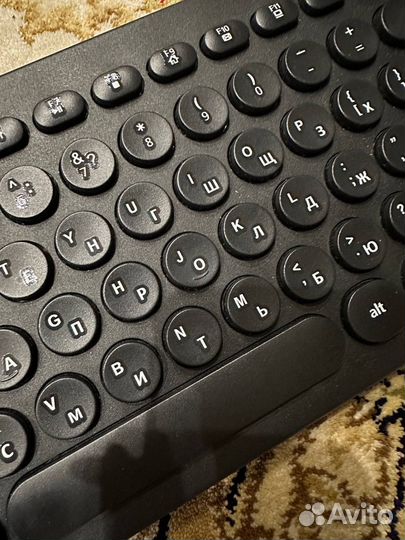 Беспроводная мышь и клавиатура