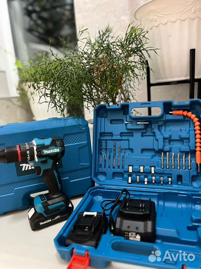 Шуруповерт аккумуляторный Макита
