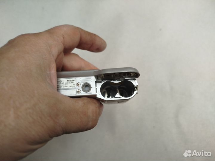 Фотоаппарат Nikon Coolpix L4