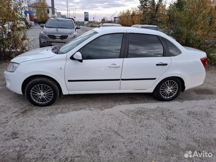 LADA Granta 1.6 AT, 2013, 200 000 км