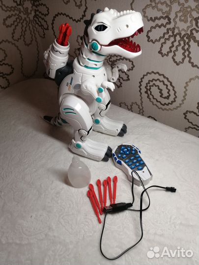 Робот динозавр