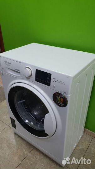 Стиральная машина Hotpoint Ariston инвертор 7кг