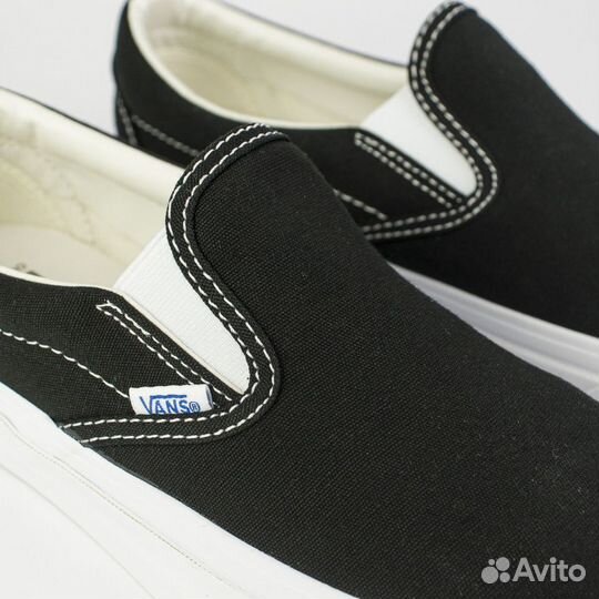 Кеды Vans Slip-On Wmns Black / White