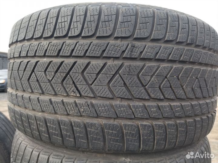 Pirelli Winter Sottozero 3 315/30 R21