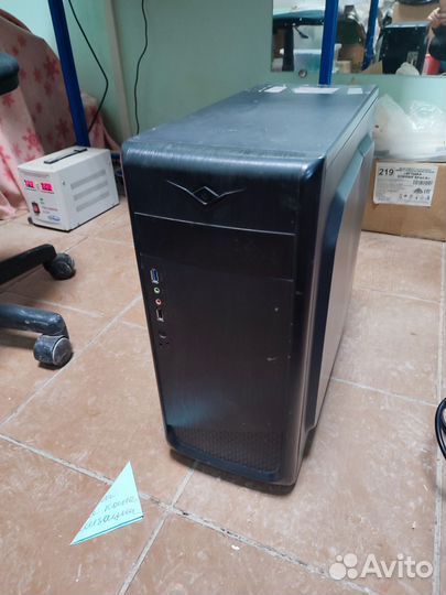 Офисный компьютер