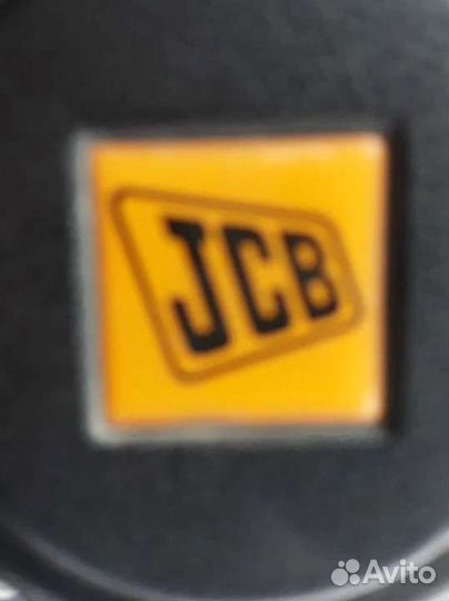 Требуется водитель экскаватора погрузчик JCB 3x