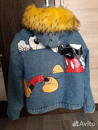 Куртка джинсовая