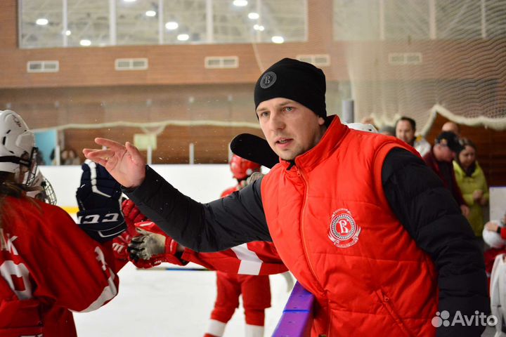 Тренер по хоккею