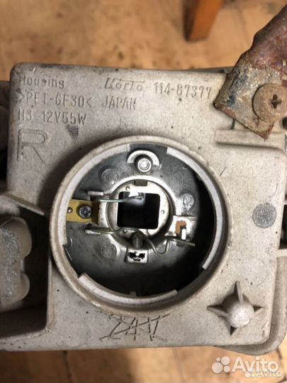 Фара противотуманная правая Mitsubishi Galant EA