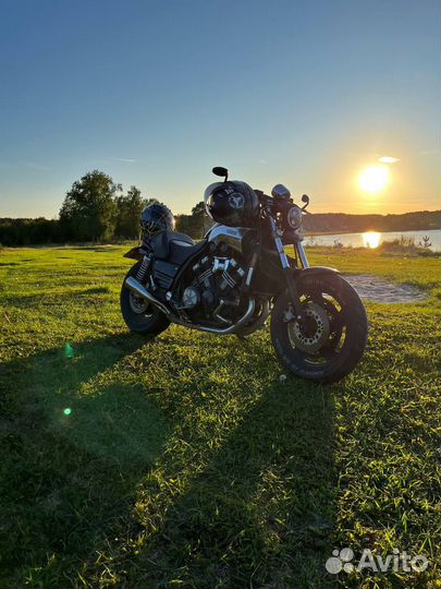 Yamaha V-Max 1200, 1990