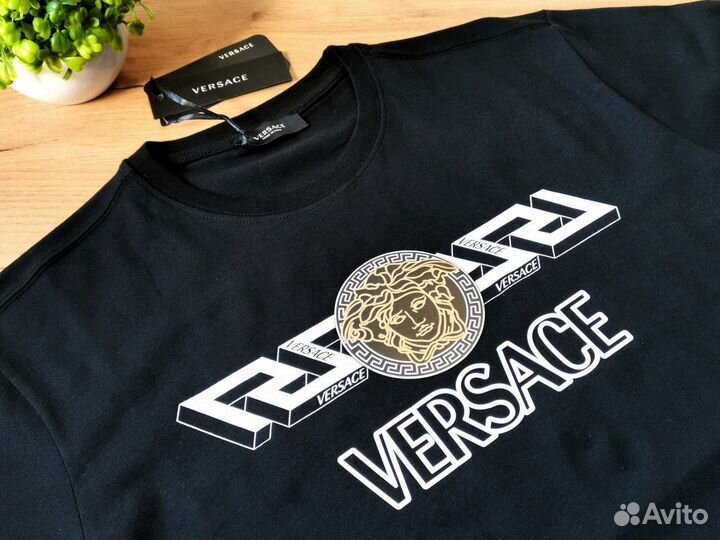 Футболка Versace