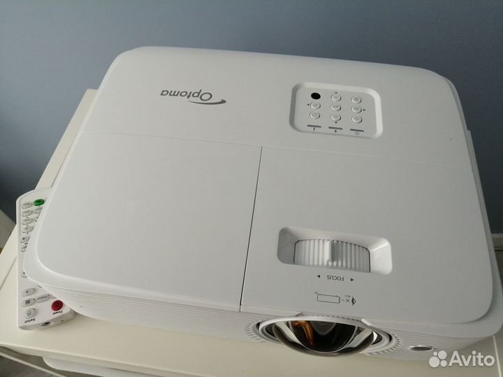 DLP проектор