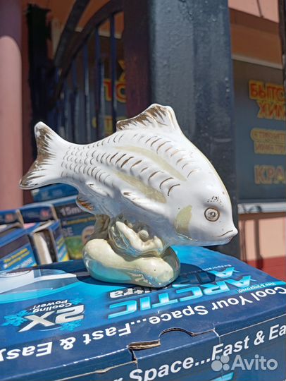 Фарфоровая статуэтка Золотая рыбка Дулево 59г