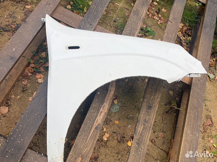 Крыло правое