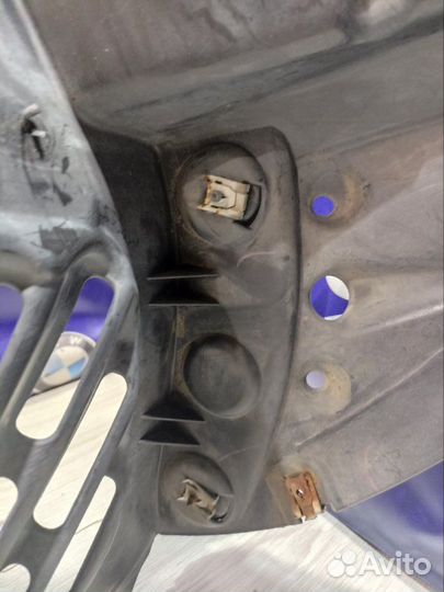 Подкрылок передний правый Bmw X3 F25 N55B30A