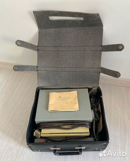 Диапроектор советский