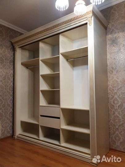 Шкаф, Шкафы купе