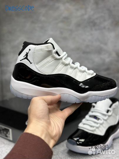Кроссовки Nike Air Jordan 11