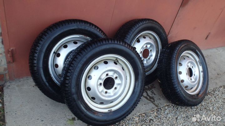 Шины с дисками 16 на ниву
