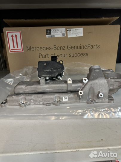 Впускной коллектор правый Mercedes A6420907737