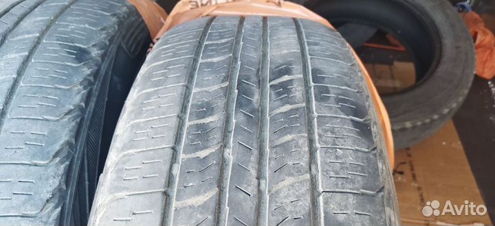 Kumho Road Venture APT KL51 225/65 R17 102H