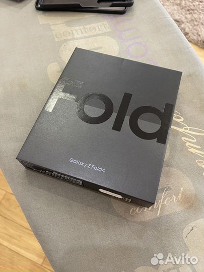 Samsung galaxy z fold 4
