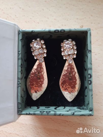 Украшения из заморских стран