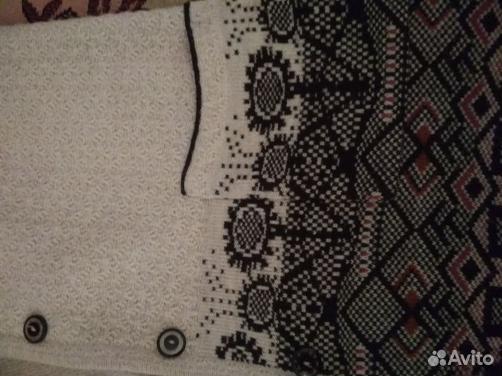 Кардиган,кофта вязаная белая с узором