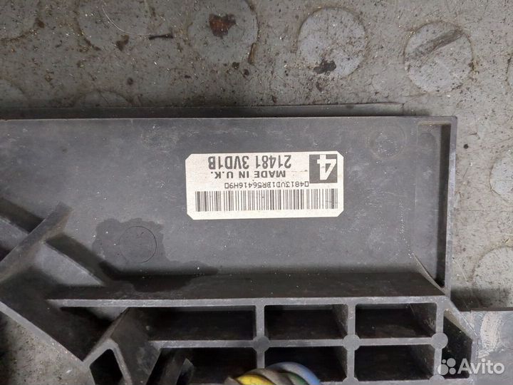 Вентилятор радиатора Nissan Note E12 2012, 2016