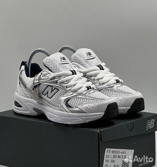 Кроссовки женские New Balance 530