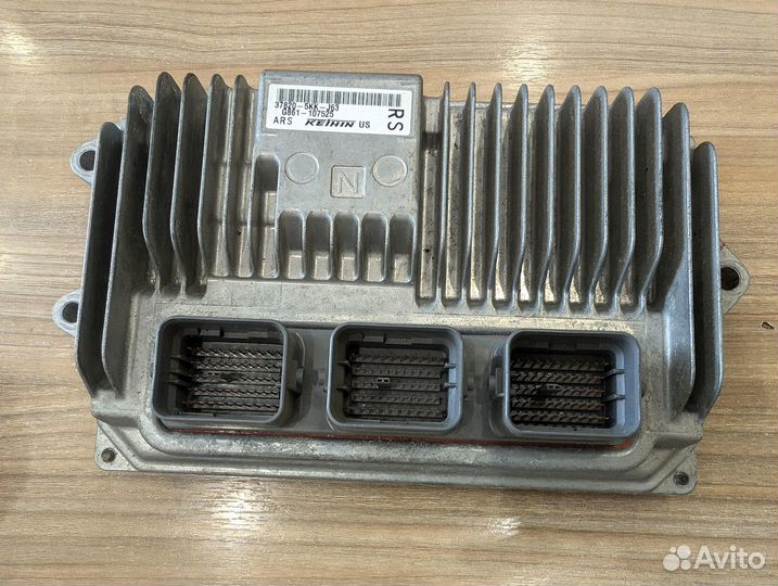 Блок efi Honda Shuttle GK8 L15B