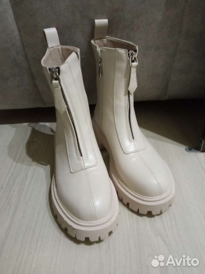 Ботинки женские