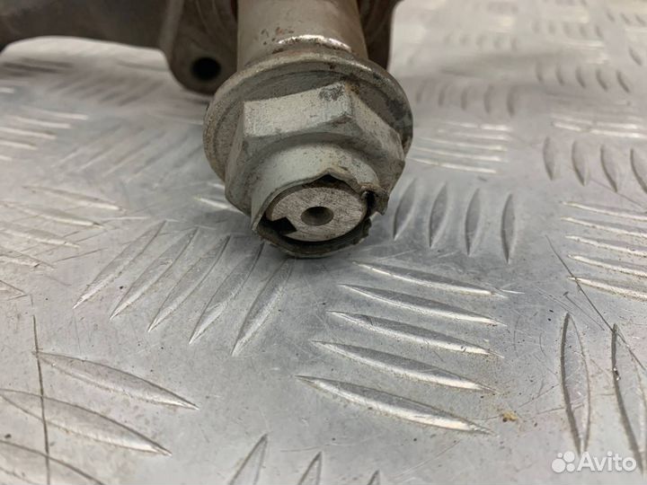 Б/У Цапфа, Поворотный кулак, Ступица (подшипник)