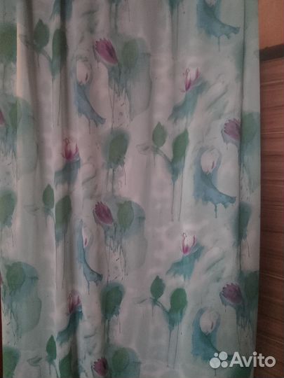 Отрез ткани крепдешин