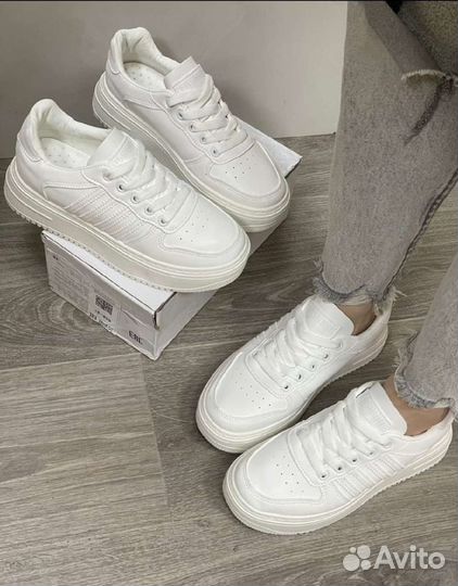 Женская обувь 40